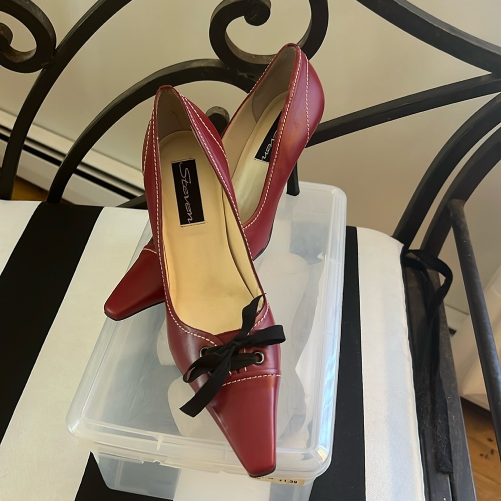 Steven by Steve Madden
